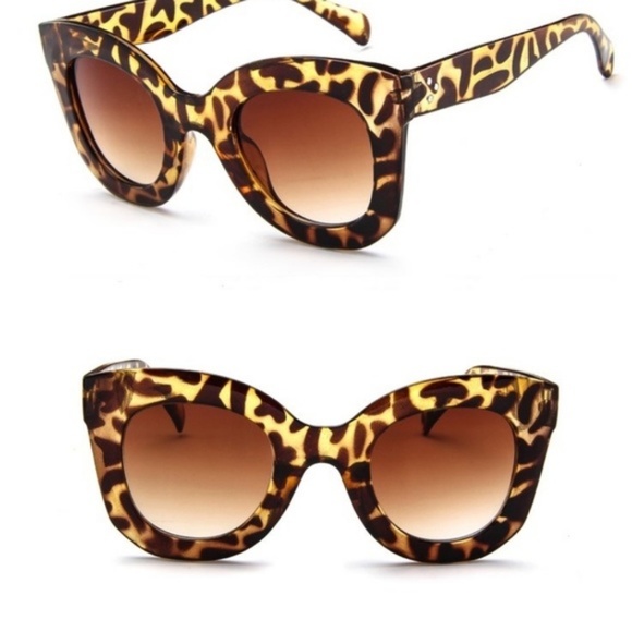 Restock🎉HP Boutique Tortoise Oversized Sunglasses - Picture 2 of 8